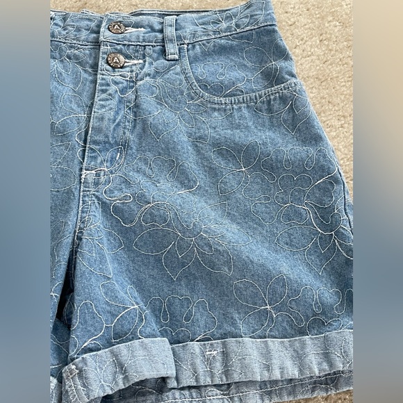 Vintage Arizona Blue Jean Shorts - Size: 5 - Picture 2 of 8